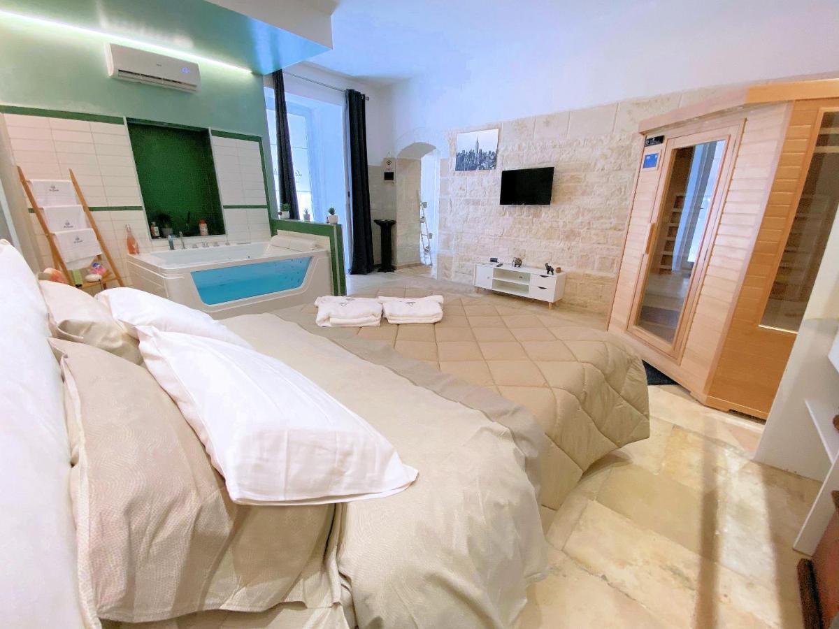 Le Coccole Luxury Suite Sannicandro di Bari Bagian luar foto